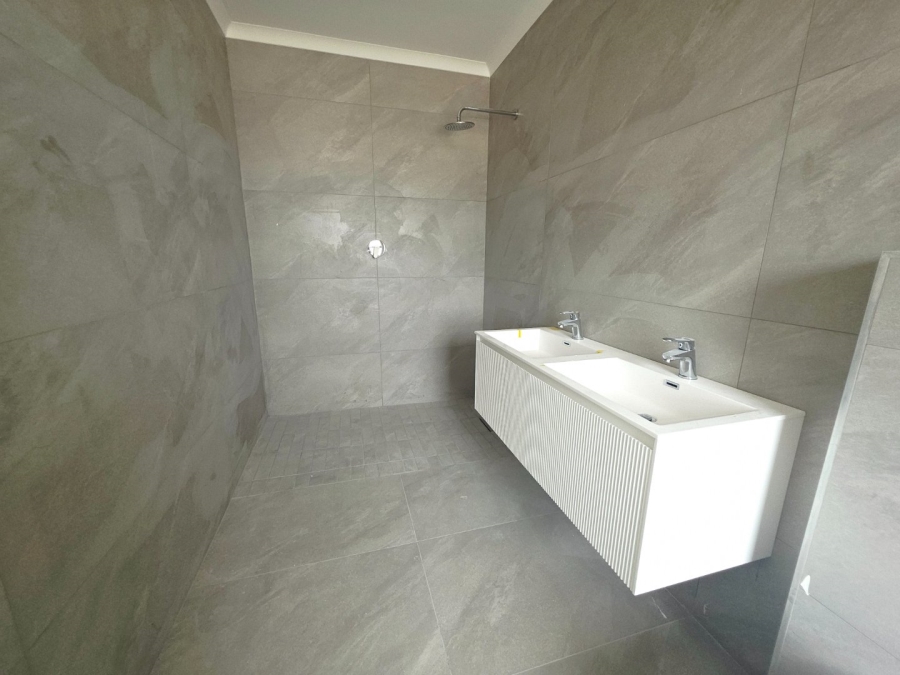 4 Bedroom Property for Sale in Sandown Western Cape